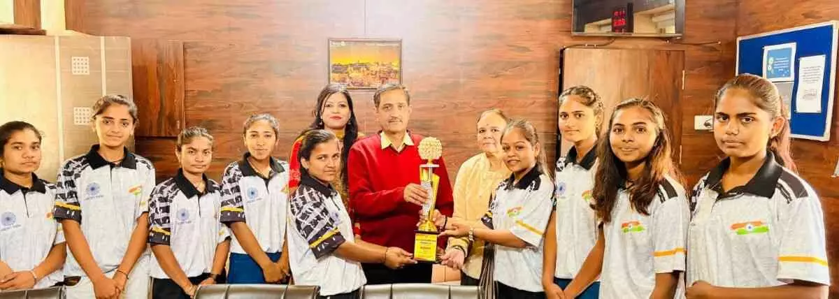 College hockey teams put up a stellar performance, with the womens team emerging victorious and the mens team finishing third. College hockey teams put up a stellar performance, with the womens team emerging victorious and the mens team finishing third.