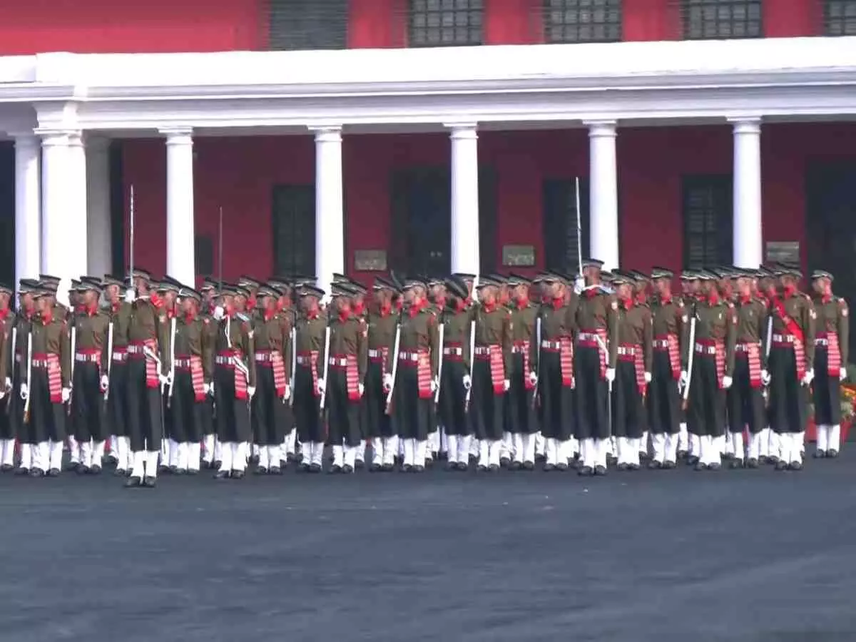 IMA parade creates history in Dehradun: Army Chief performs push-ups with cadets, Passing Out Parade becomes an example of leadership IMA parade creates history in Dehradun: Army Chief performs push-ups with cadets, Passing Out Parade becomes an example of leadership