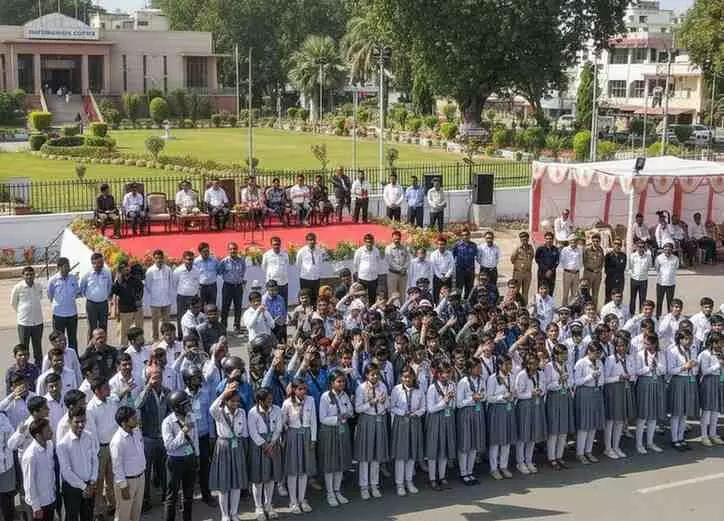 Deputy Chief Minister Dr. Premchand Bairwa administered the oath and flagged off the rally. Deputy Chief Minister Dr. Premchand Bairwa administered the oath and flagged off the rally.