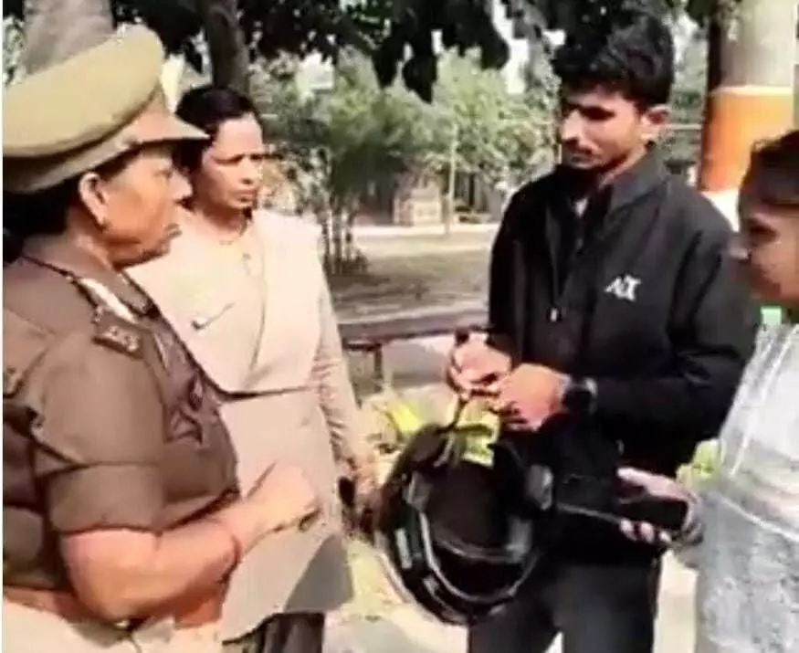 UP Police question-answer: Ghazipur siblings questioned while leaving temple, video goes viral UP Police question-answer: Ghazipur siblings questioned while leaving temple, video goes viral