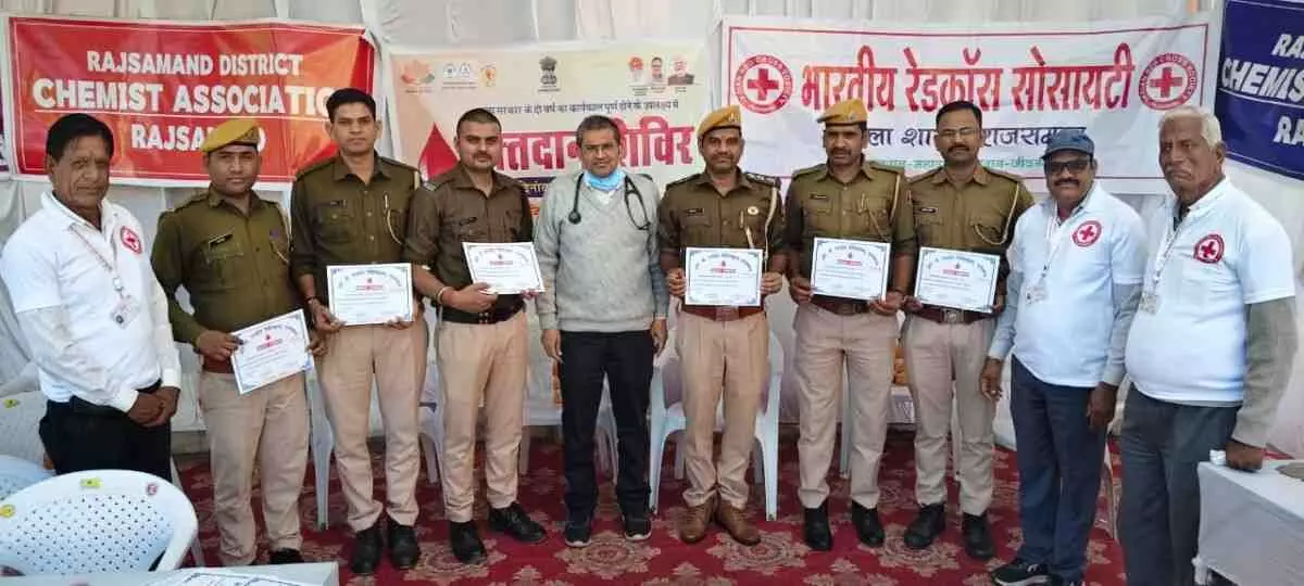 In Rajsamand district jail, staff and inmates showed humanity by donating blood.