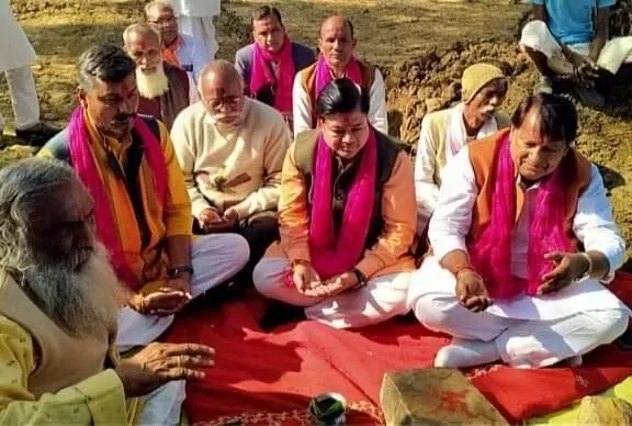 Gangapur City: Cow worship and ground breaking ceremony of fodder shed completed at Daulatpur Gaushala