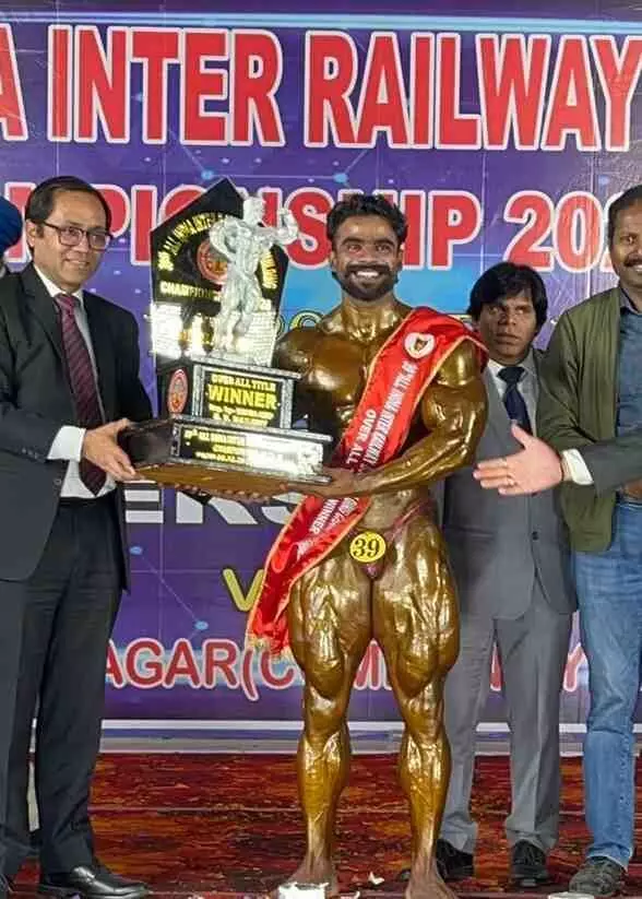 Rahul Chinda the All India Bodybuilding Competition. Rahul Chinda the All India Bodybuilding Competition.