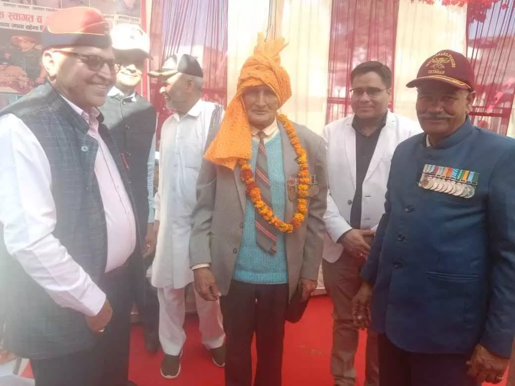 Emotional tributes paid to martyrs on Vijay Diwas in Deeg, Emotional tributes paid to martyrs on Vijay Diwas in Deeg,