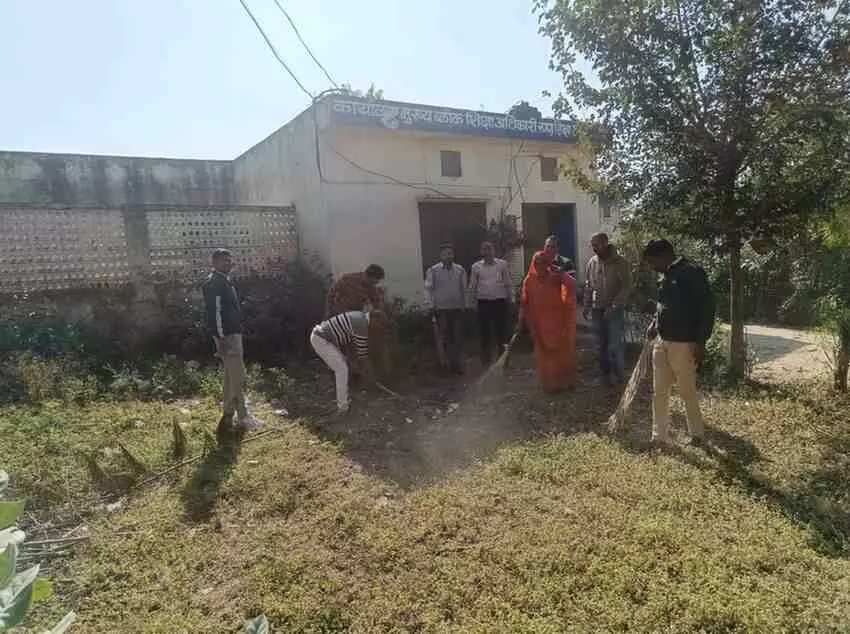 Cleanliness and Shramdaan program held in Mavli
