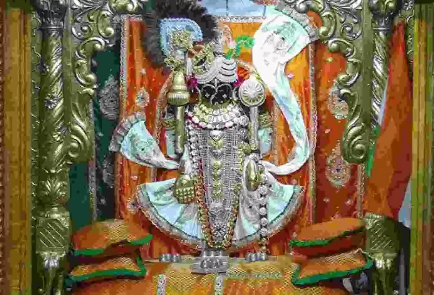 Lord Dwarkadhishs Lord Dwarkadhishs