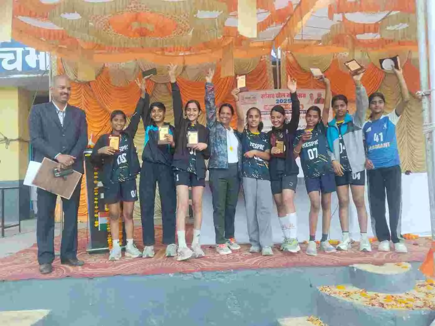 Kherodas girls volleyball team Kherodas girls volleyball team