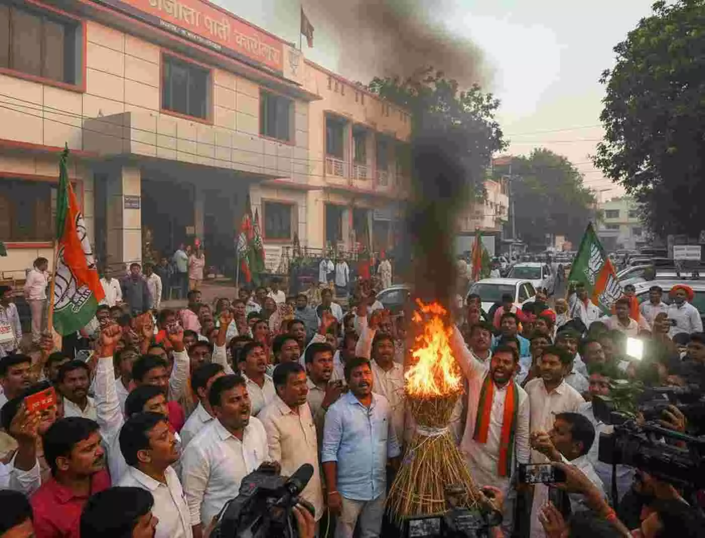Congress protests outside BJP office in Dungarpur over National Herald case, Congress protests outside BJP office in Dungarpur over National Herald case,