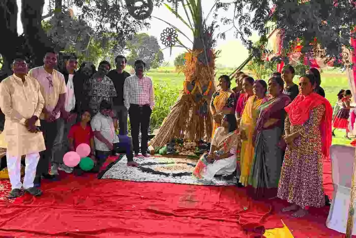A festival of veneration of the soil and gratitude to nature: The unique tradition of Vel Amavasya, which has survived for seven hundred years in Latur A festival of veneration of the soil and gratitude to nature: The unique tradition of Vel Amavasya, which has survived for seven hundred years in Latur