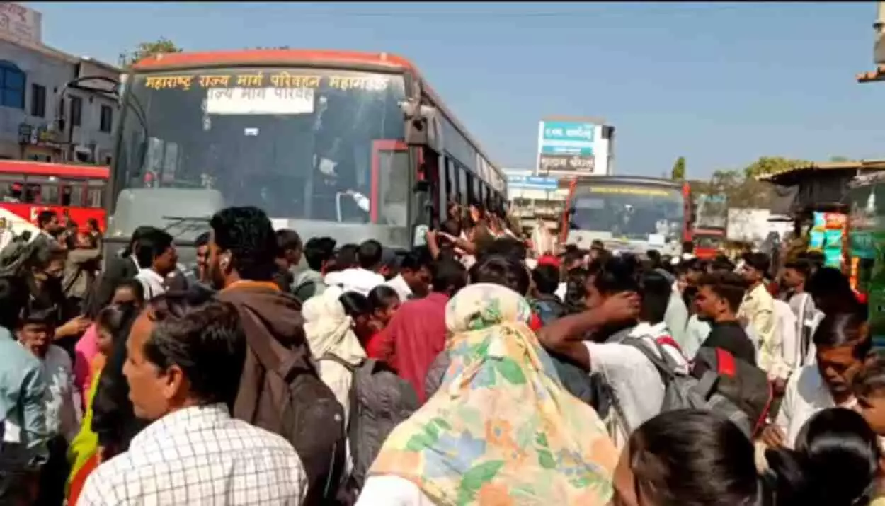 Amavasya festival in Marathwada: City students return home, celebrate traditional picnic in the fields Amavasya festival in Marathwada: City students return home, celebrate traditional picnic in the fields