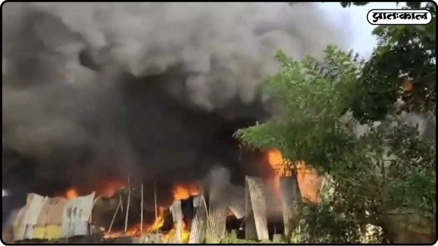 A plume of smoke billowed into the sky; a massive fire broke out at a plastic recycling unit in Thalassery, Kannur. A plume of smoke billowed into the sky; a massive fire broke out at a plastic recycling unit in Thalassery, Kannur.