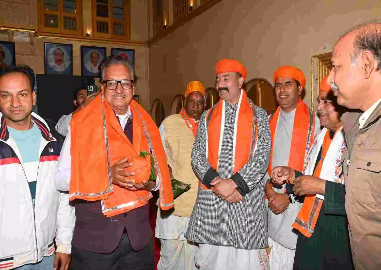 Vidrohis hymns bring alive the divine play of God; a spiritual event is held at Moti Mahal on Vishal Bawas birthday. Vidrohis hymns bring alive the divine play of God; a spiritual event is held at Moti Mahal on Vishal Bawas birthday.