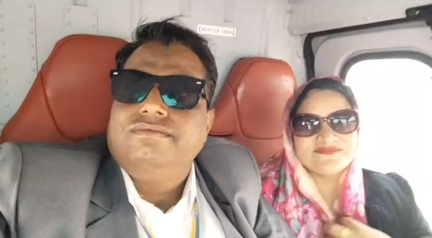 LIC agent Sabir Hussain and his wife Parveen visit Jaipur in a helicopter joy ride LIC agent Sabir Hussain and his wife Parveen visit Jaipur in a helicopter joy ride