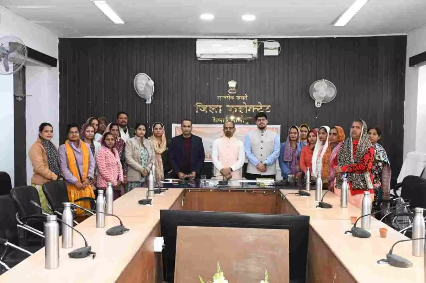 Chief Minister interacts with Lakhpati Didis in Sawai Madhopur Chief Minister interacts with Lakhpati Didis in Sawai Madhopur