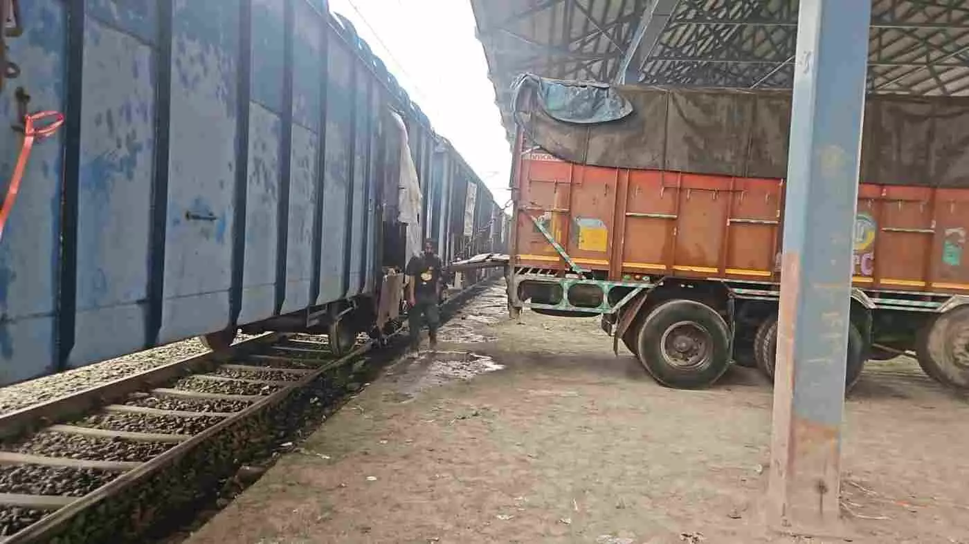 Historic rail connectivity strengthens Kashmirs food security Historic rail connectivity strengthens Kashmirs food security