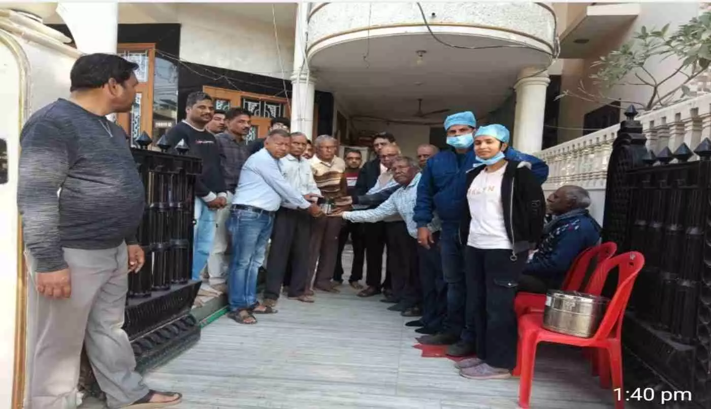 Sajjan Devi gives life and message of light in Chittorgarh Sajjan Devi gives life and message of light in Chittorgarh