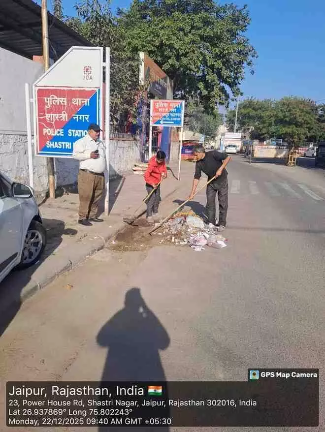 10 Days – 10 Locations Special Cleanliness Drive in Civil Lines Zone: Main Road on MI Road transformed 10 Days – 10 Locations Special Cleanliness Drive in Civil Lines Zone: Main Road on MI Road transformed