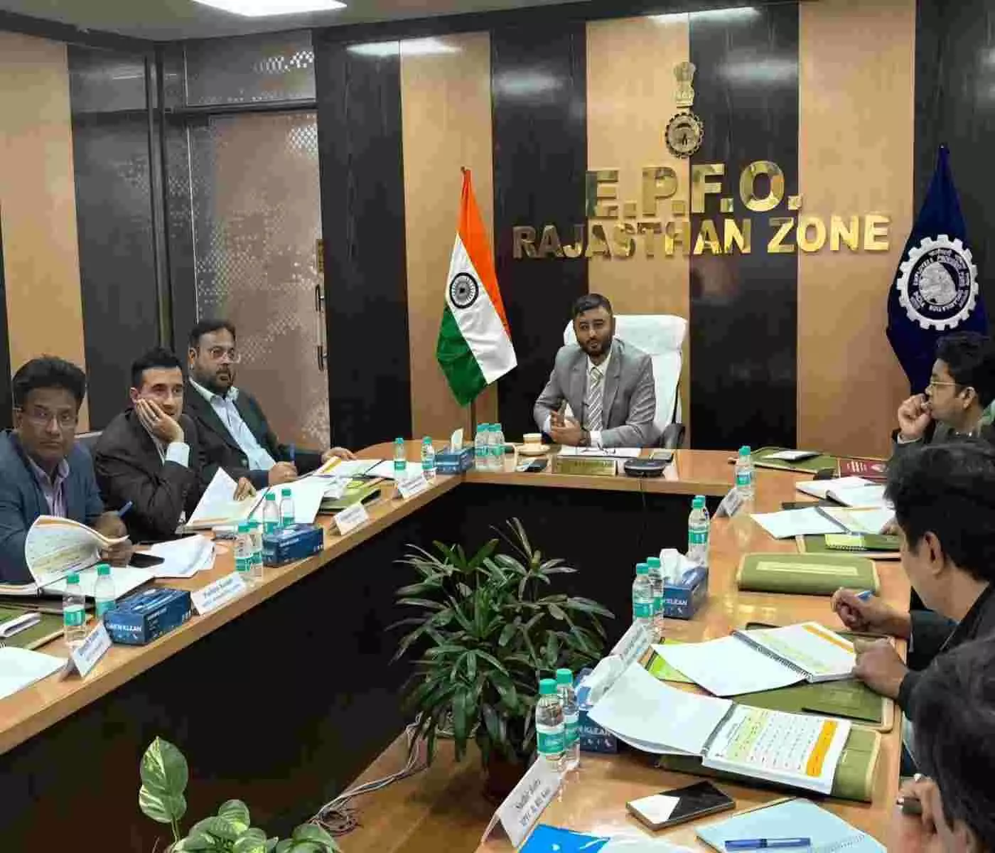 State level review meeting of EPFO Rajasthan Zone organized in Jaipur, detailed discussion on new schemes State level review meeting of EPFO Rajasthan Zone organized in Jaipur, detailed discussion on new schemes