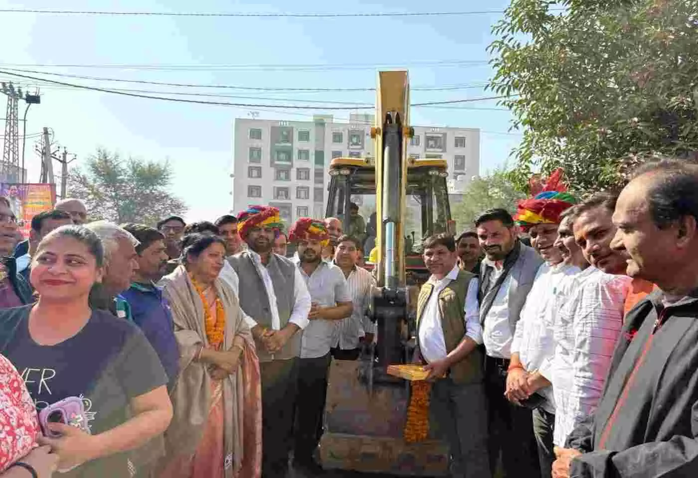 The much-awaited sewer line work in Patel Nagar and Dadu Dayal Nagar was inaugurated; residents expressed their gratitude to the Chief Minister. The much-awaited sewer line work in Patel Nagar and Dadu Dayal Nagar was inaugurated; residents expressed their gratitude to the Chief Minister.