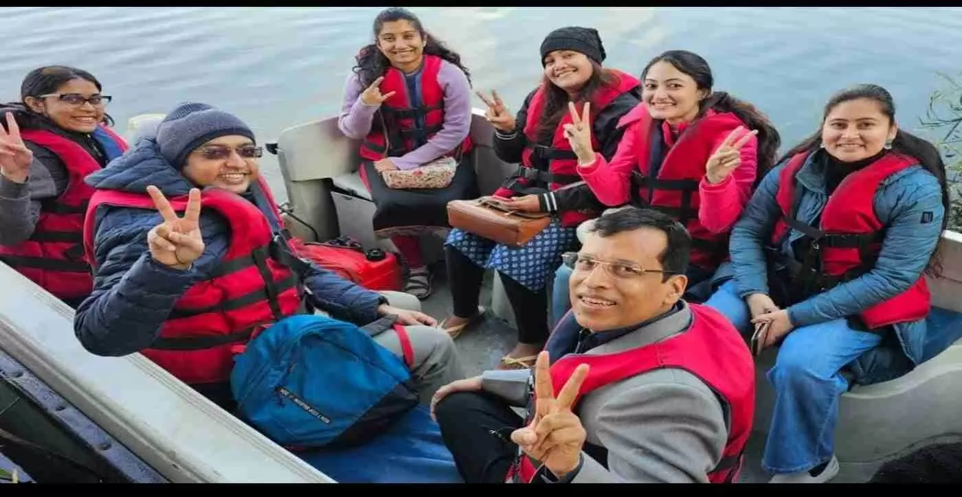 A glimpse of ophthalmology at Chambal Safari: Ophthalmologists from Suvi Eye Hospital discover the reflection of the retina in nature A glimpse of ophthalmology at Chambal Safari: Ophthalmologists from Suvi Eye Hospital discover the reflection of the retina in nature