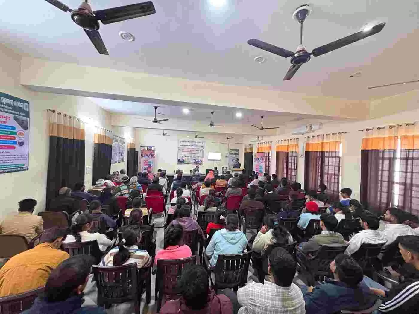 Farmers honored and provided new technical information