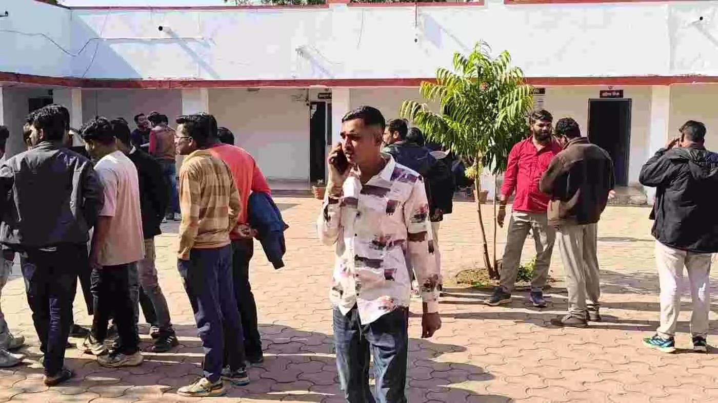 Claims of objectionable situation in Pratapgarh Claims of objectionable situation in Pratapgarh