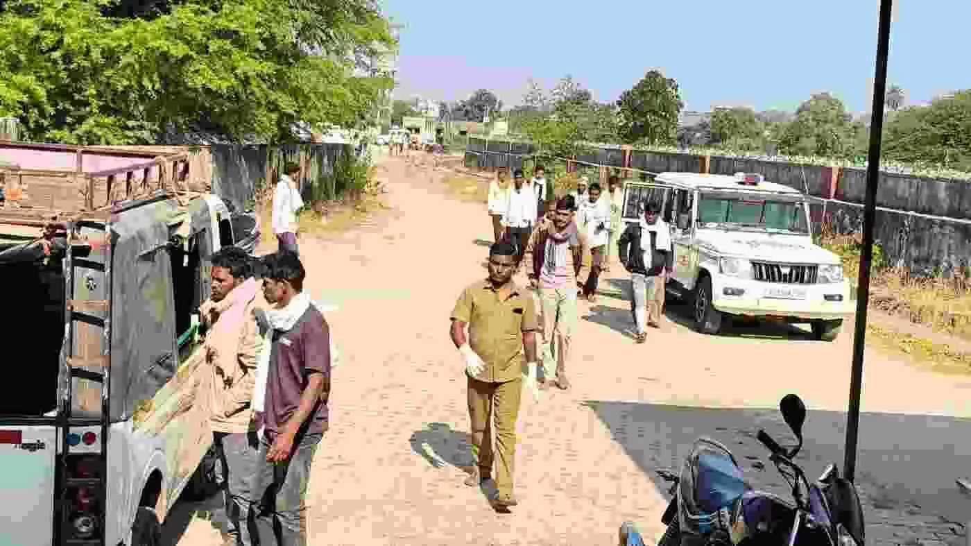 108 ambulance causes death on NH-56, two youths tragically killed in head-on collision, woman critical 108 ambulance causes death on NH-56, two youths tragically killed in head-on collision, woman critical