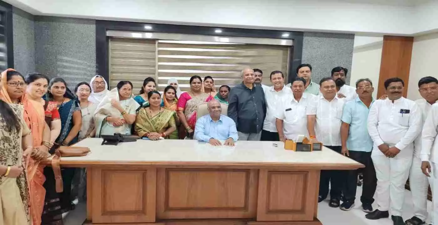Shirpur-Varvade Municipality gets new leadership, Chintanbhai Patel takes over as president Shirpur-Varvade Municipality gets new leadership, Chintanbhai Patel takes over as president