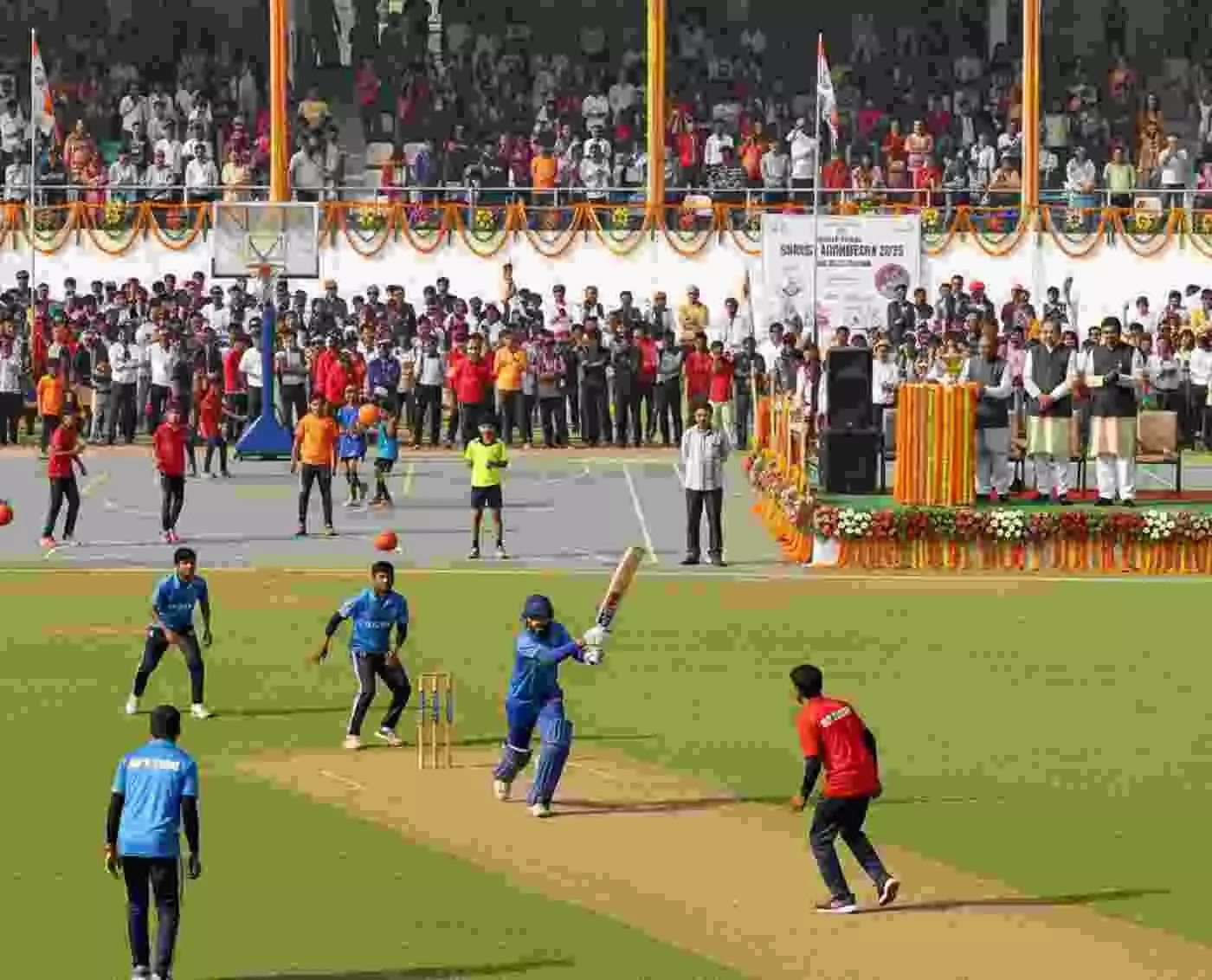 MP Sports Festival: Colourful cricket and basketball matches organised in Jhalawar MP Sports Festival: Colourful cricket and basketball matches organised in Jhalawar