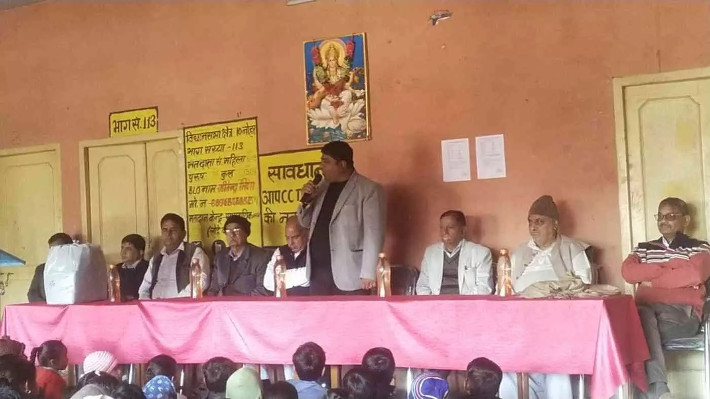 An example of social service in Nohar: Students of the Government Girls School received relief from the cold. An example of social service in Nohar: Students of the Government Girls School received relief from the cold.