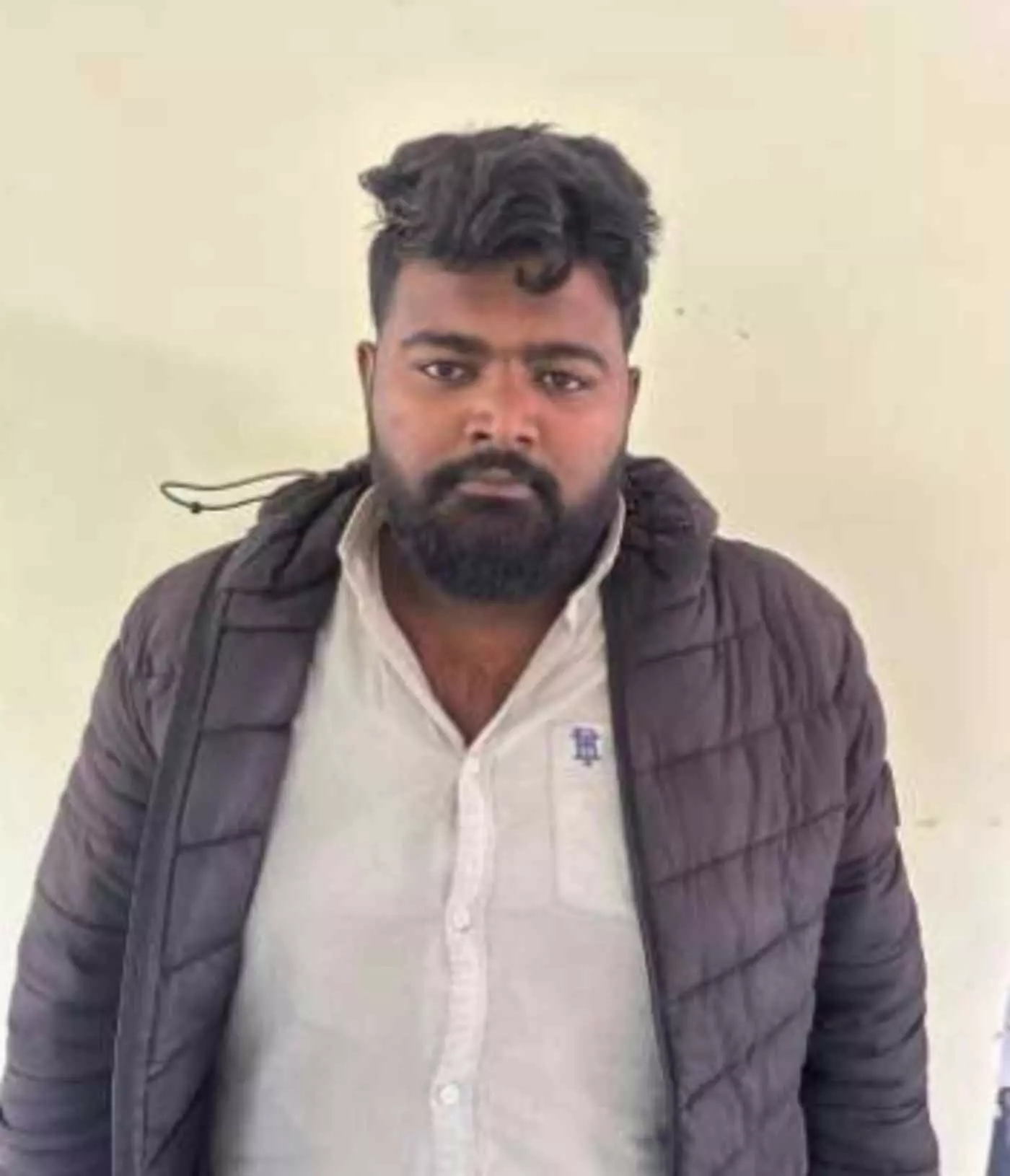 Major action by Sawai Madhopur Police: Fugitive criminal Pankaj Gurjar arrested, illegal country-made pistol and cartridges recovered Major action by Sawai Madhopur Police: Fugitive criminal Pankaj Gurjar arrested, illegal country-made pistol and cartridges recovered