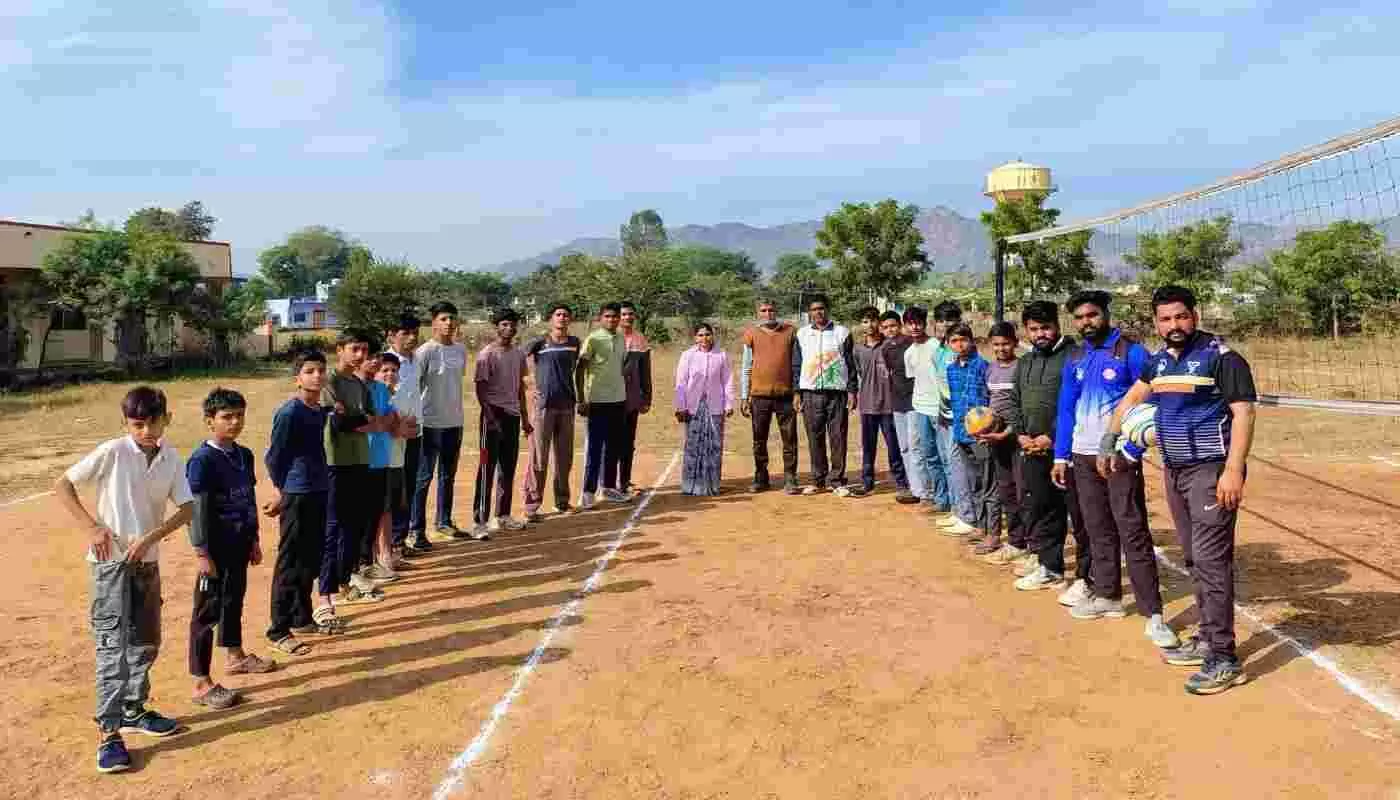Celebration of sports talents at Magwas sports ground, grand closing ceremony of joint event of Mai Bharat and Gopal Navyuvak Mandal Celebration of sports talents at Magwas sports ground, grand closing ceremony of joint event of Mai Bharat and Gopal Navyuvak Mandal