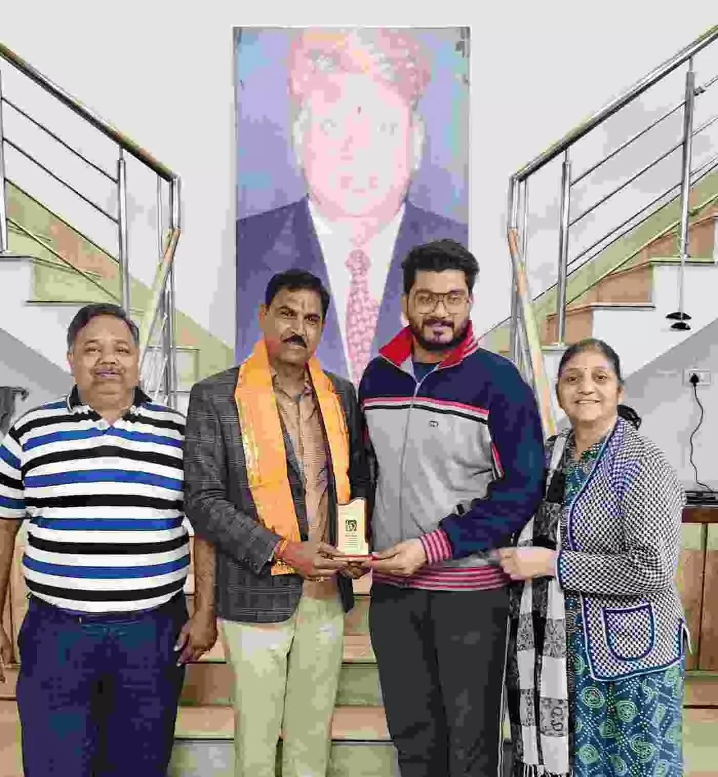 राष्ट्रीय उपभोक्ता दिवस पर सेवा और समर्पण का सम्मान राष्ट्रीय उपभोक्ता दिवस पर सेवा और समर्पण का सम्मान