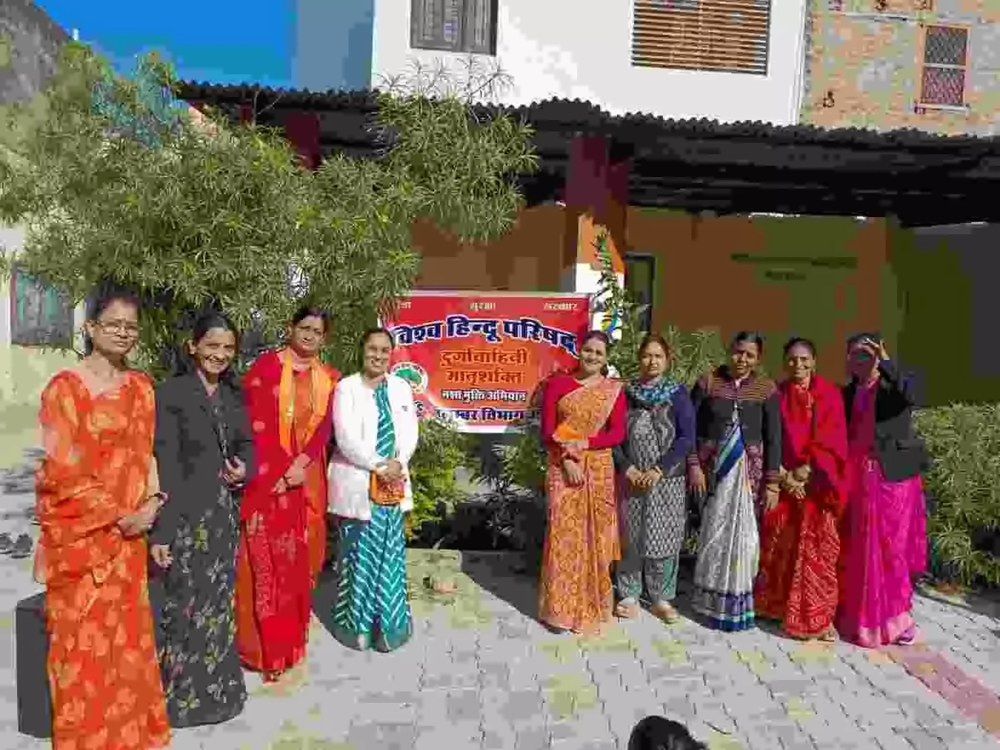 गांधी चौक स्थित विद्यालय में विद्यार्थियों को दी गई सशक्त संदेश गांधी चौक स्थित विद्यालय में विद्यार्थियों को दी गई सशक्त संदेश