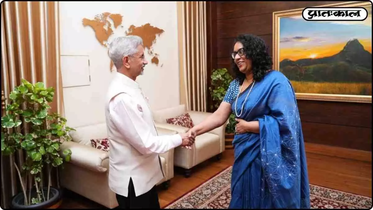 कोलंबो में जयशंकर की बड़ी बैठक; पुनर्निर्माण पर सहमति कोलंबो में जयशंकर की बड़ी बैठक; पुनर्निर्माण पर सहमति
