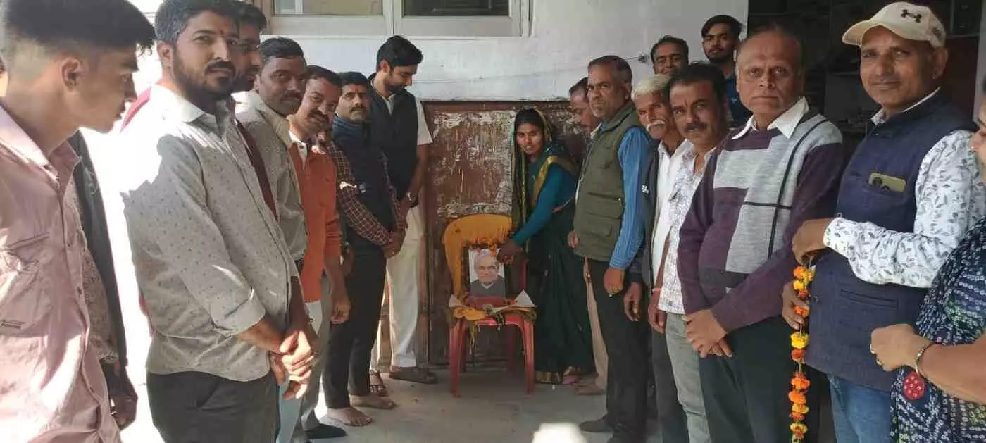 अटल बिहारी वाजपेयी की जयंती पर झाडोल में श्रद्धांजलि समारोह, अटल बिहारी वाजपेयी की जयंती पर झाडोल में श्रद्धांजलि समारोह,