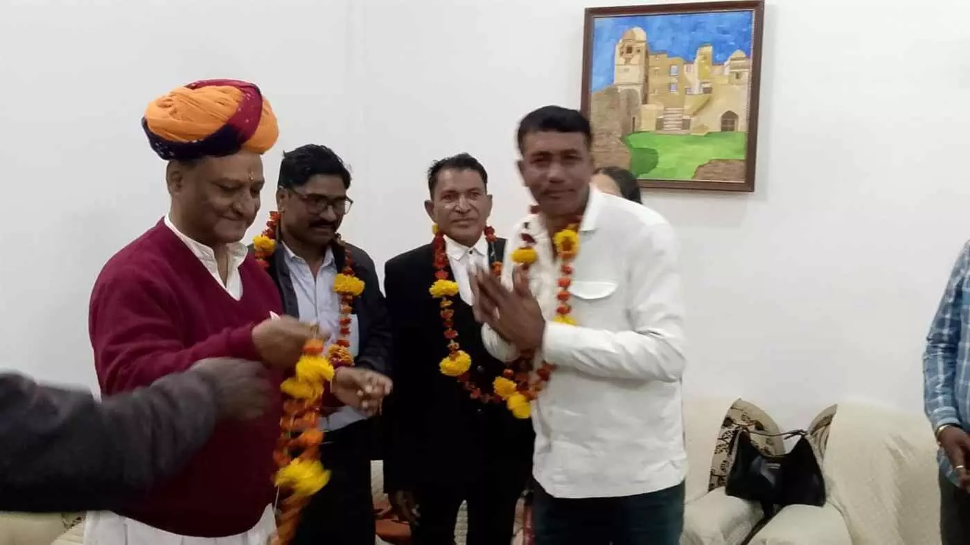नायक समाज ने किया जनजाति विकास वित्त आयोग मंत्री राजेंद्र कुमार नायक का भव्य स्वागत, नायक समाज ने किया जनजाति विकास वित्त आयोग मंत्री राजेंद्र कुमार नायक का भव्य स्वागत,
