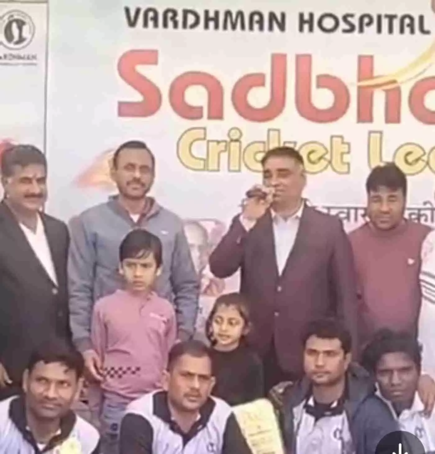 वर्धमान सद्भावना क्रिकेट लीग में रोमांच चरम पर,