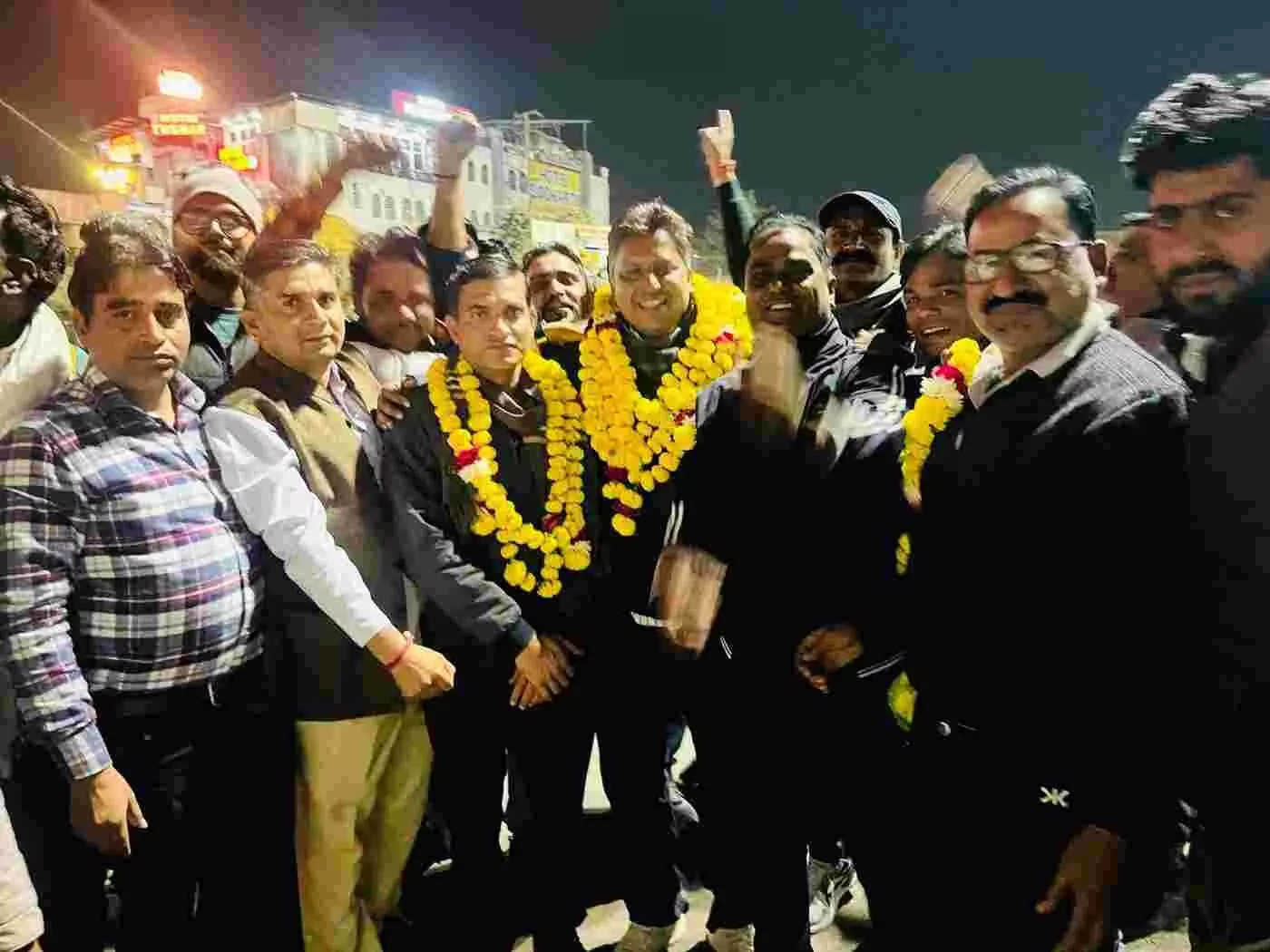 कॉम मुकेश गालव के नेतृत्व में कॉम देव नारायण गुर्जर की विजय से WCREU में नई ऊर्जा कॉम मुकेश गालव के नेतृत्व में कॉम देव नारायण गुर्जर की विजय से WCREU में नई ऊर्जा