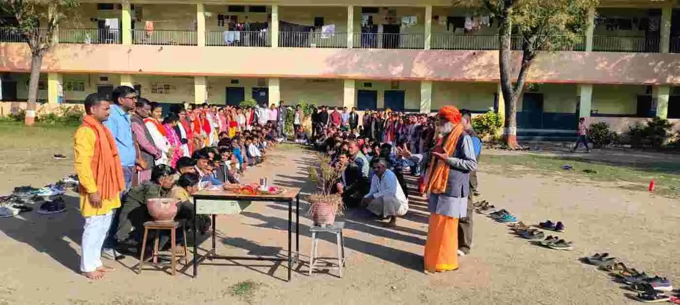 बारां में आदर्श विद्या मंदिर में एकल अभियान का भव्य पांच दिवसीय आवासीय प्रशिक्षण वर्ग शुरू बारां में आदर्श विद्या मंदिर में एकल अभियान का भव्य पांच दिवसीय आवासीय प्रशिक्षण वर्ग शुरू