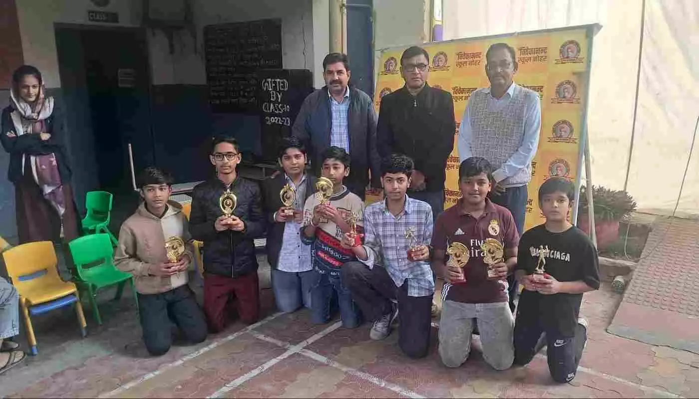 नोहर में वीर बाल दिवस पर बैडमिंटन और शतरंज प्रतियोगिता का भव्य आयोजन नोहर में वीर बाल दिवस पर बैडमिंटन और शतरंज प्रतियोगिता का भव्य आयोजन