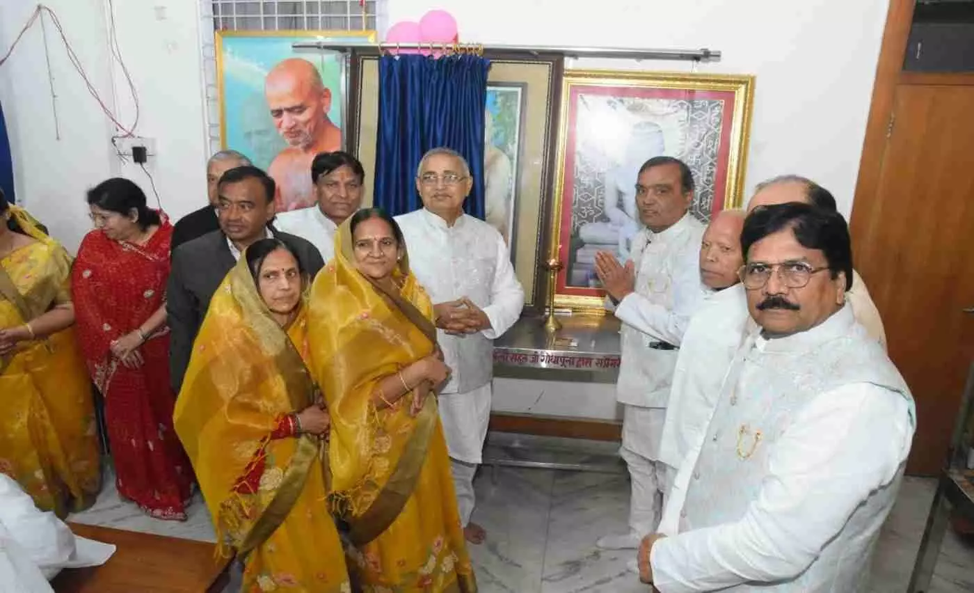 कोटा में तलवंडी जैन मंदिर में आर्यिकाश्री 105 विशुद्धमति माताजी का भव्य मंगल प्रवेश कोटा में तलवंडी जैन मंदिर में आर्यिकाश्री 105 विशुद्धमति माताजी का भव्य मंगल प्रवेश