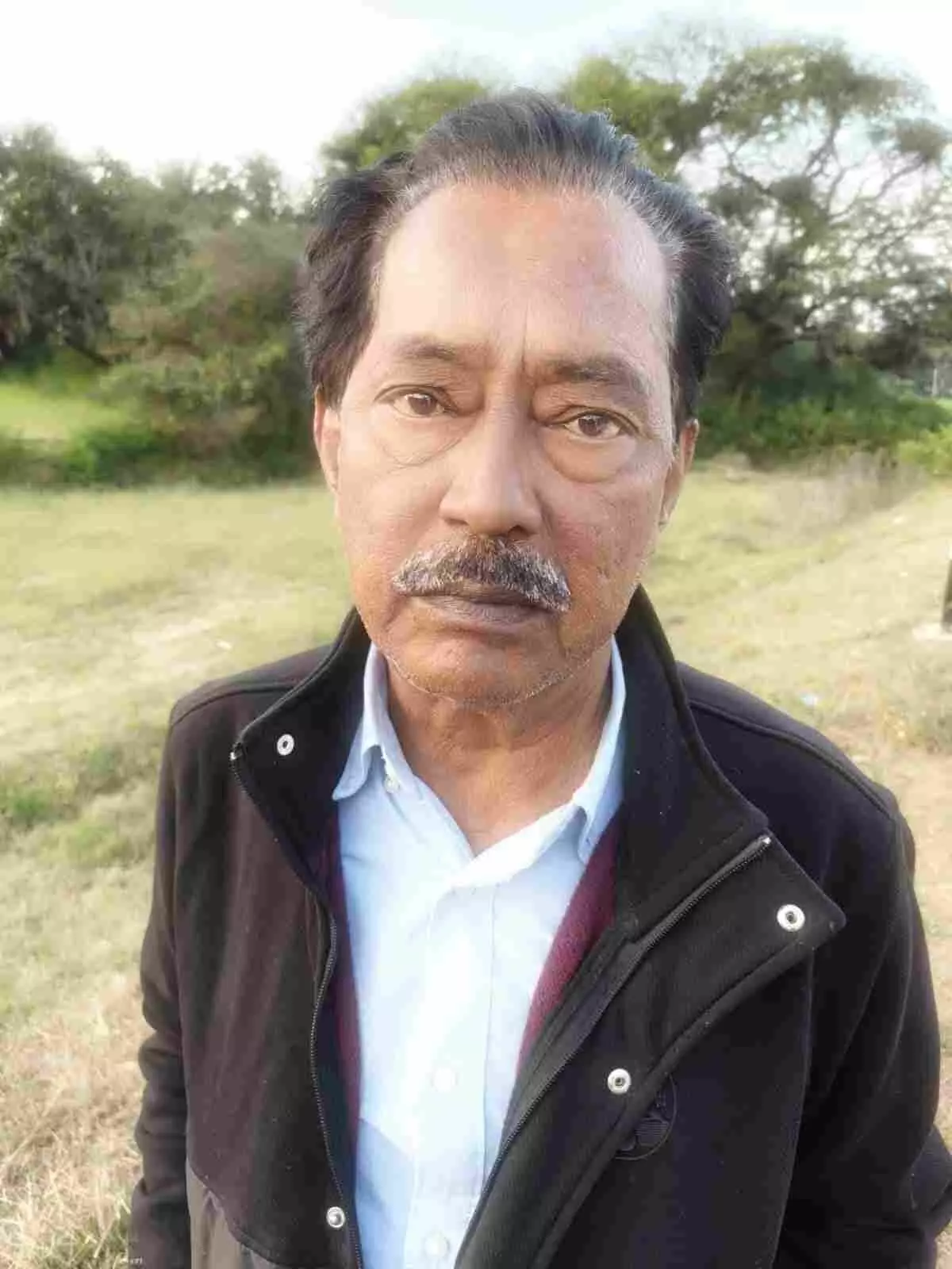 झाड़ोल पुलिस की बड़ी कार्रवाई: आबकारी अधिनियम और जुआ प्रकरण में वांछित अभियुक्त गिरफ्तार