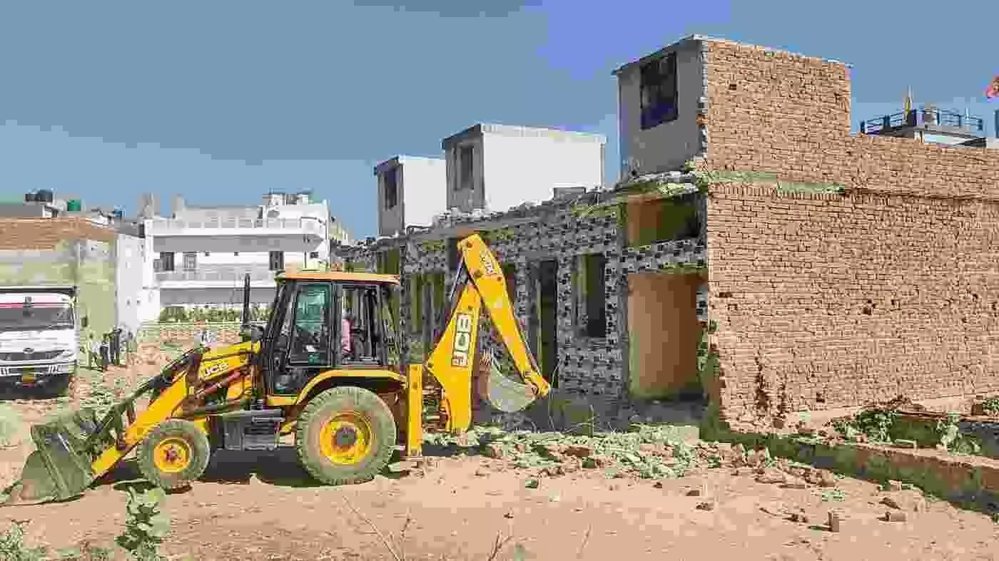 जयपुर: अवैध अतिक्रमण पर नगर निगम का सख्त प्रहार,