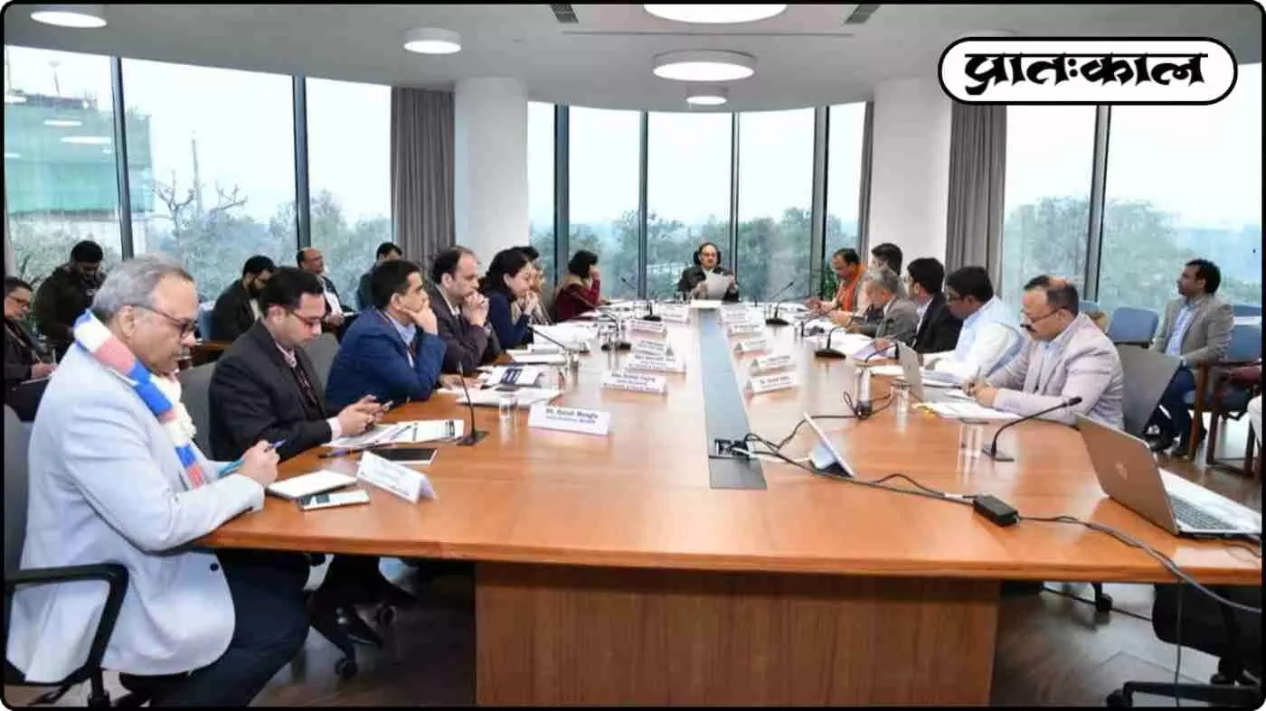 केंद्र सरकार ने कसा हेल्थ सिस्टम पर शिकंजा; MP–CG के साथ अहम बैठक केंद्र सरकार ने कसा हेल्थ सिस्टम पर शिकंजा; MP–CG के साथ अहम बैठक