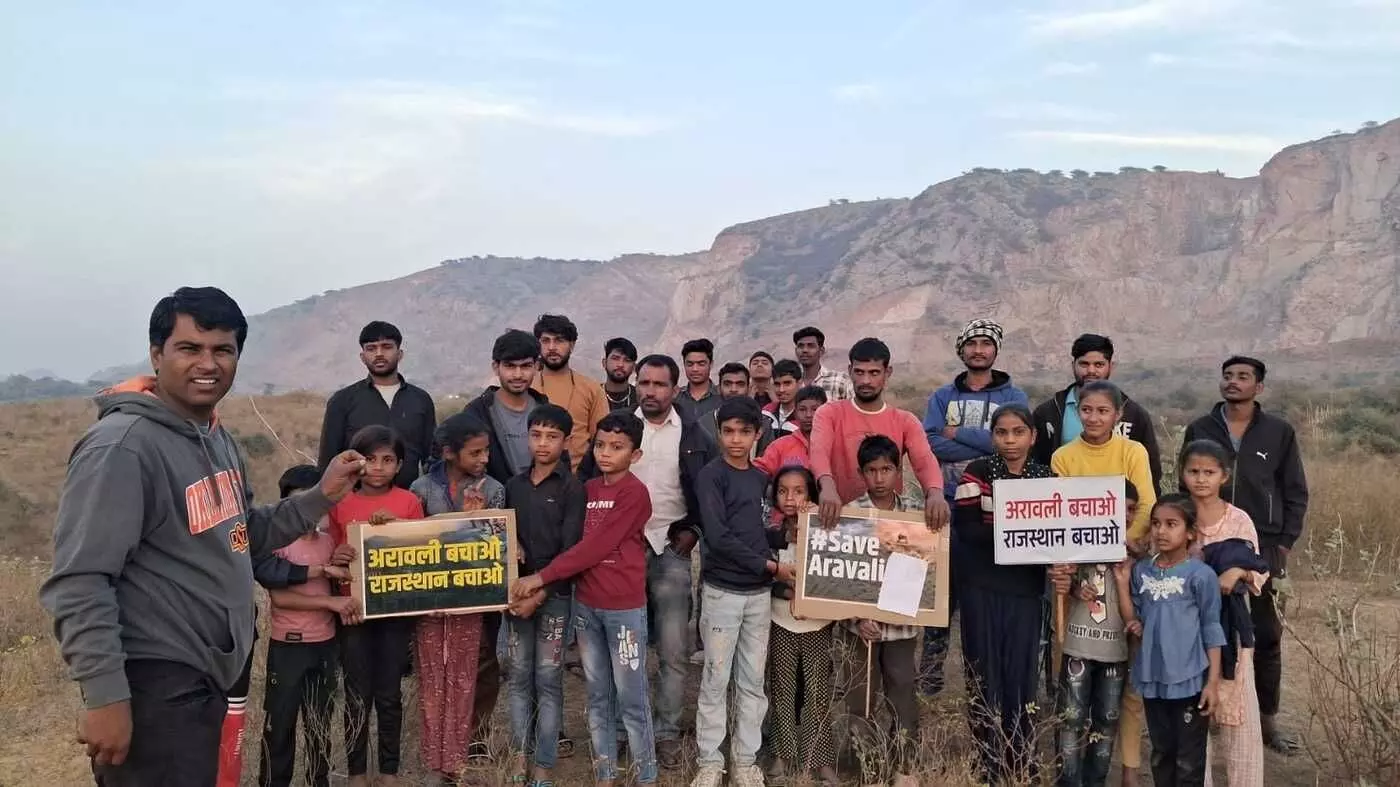 भुसावर में अवैध खनन और ब्लास्टिंग से वन्य जीवन संकट में, प्रशासन की अनदेखी जारी भुसावर में अवैध खनन और ब्लास्टिंग से वन्य जीवन संकट में, प्रशासन की अनदेखी जारी