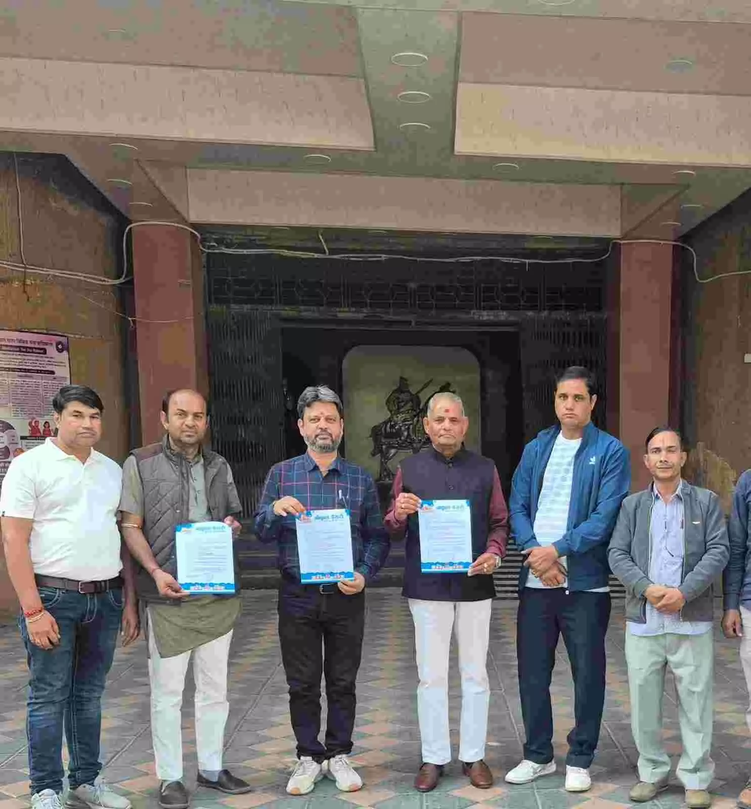 भीलवाड़ा: मुख्यमंत्री संबल योजना के तहत दुग्ध उत्पादकों को ₹5 प्रति लीटर सब्सिडी की उठी सशक्त मांग भीलवाड़ा: मुख्यमंत्री संबल योजना के तहत दुग्ध उत्पादकों को ₹5 प्रति लीटर सब्सिडी की उठी सशक्त मांग