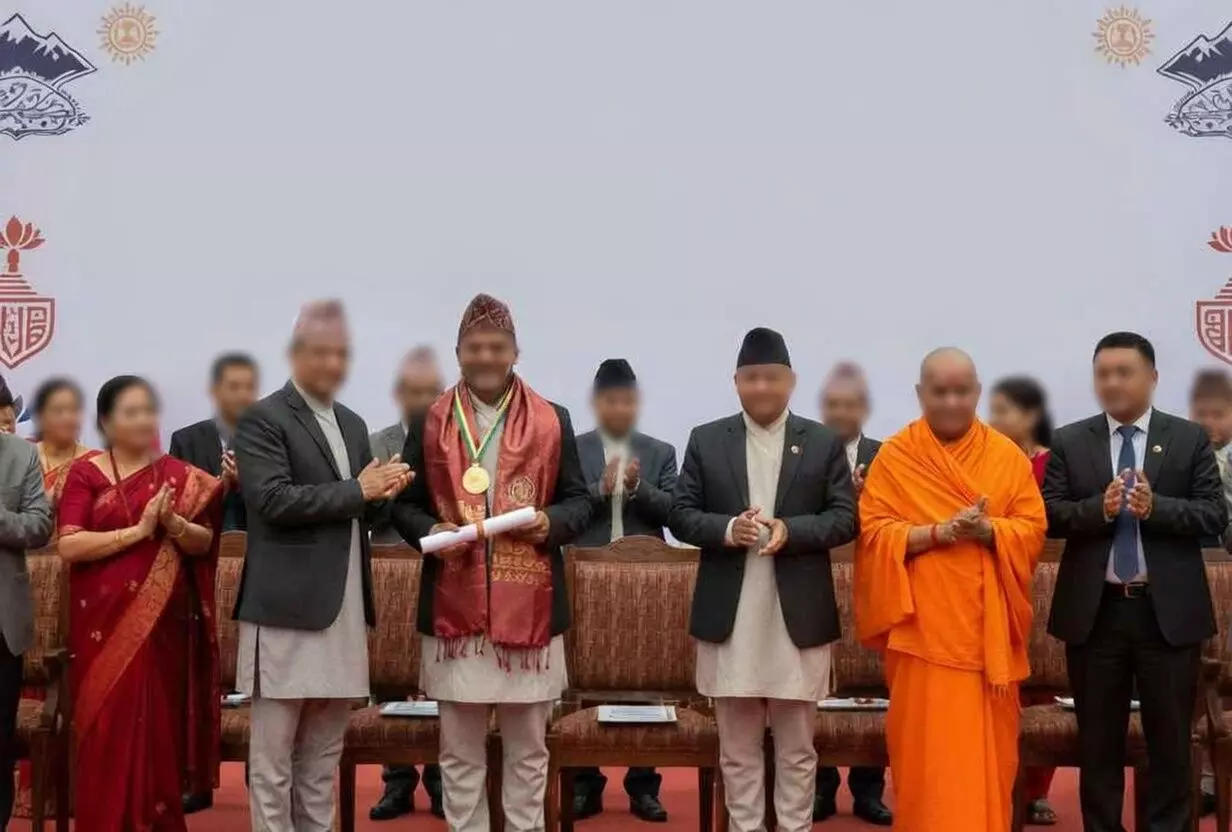 Ai generated image.उदयपुर: गोपेश शर्मा को काठमांडू में मिला अंतरराष्ट्रीय एशिया कॉन्टिनेंट अवॉर्ड 25