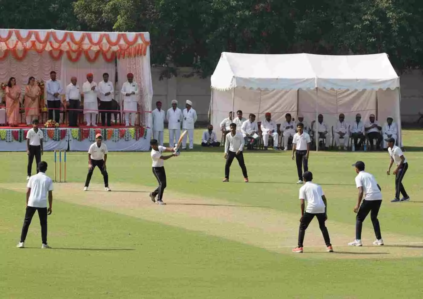 उदयपुर में तृतीय जिला स्तरीय क्रिकेट प्रतियोगिता का भव्य आयोजन, खेल और सेवा का अनूठा संगम