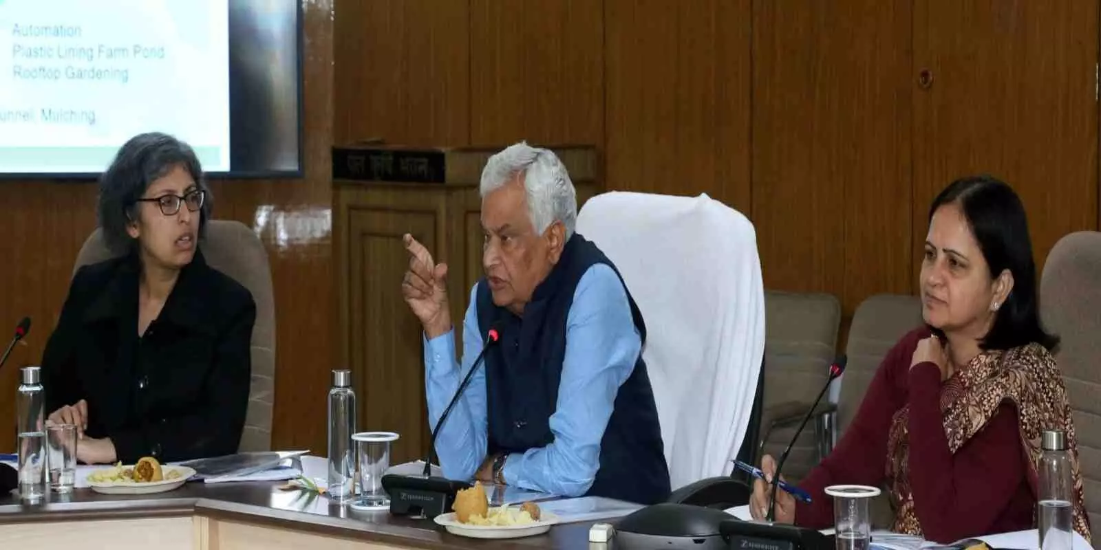 जयपुर: बीज विधेयक 2025 किसानों के अधिकारों की रक्षा का ऐतिहासिक अध्याय, डॉ. किरोड़ी लाल की अध्यक्षता में हुई उच्चस्तरीय समीक्षा बैठक जयपुर: बीज विधेयक 2025 किसानों के अधिकारों की रक्षा का ऐतिहासिक अध्याय, डॉ. किरोड़ी लाल की अध्यक्षता में हुई उच्चस्तरीय समीक्षा बैठक